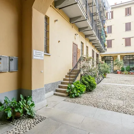 Navigli - Cozy Studio In Darsena By Rentopolis Lägenhet *