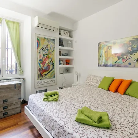 Lägenhet Navigli - Cozy Studio In Darsena By Rentopolis Milano